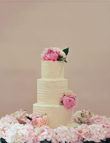 Caroline and Nathan - Wedding Cake