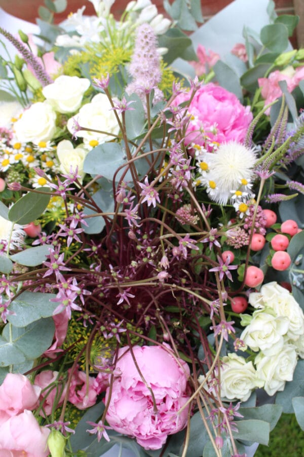 Lilla's Weekly Bouquet - Image 4