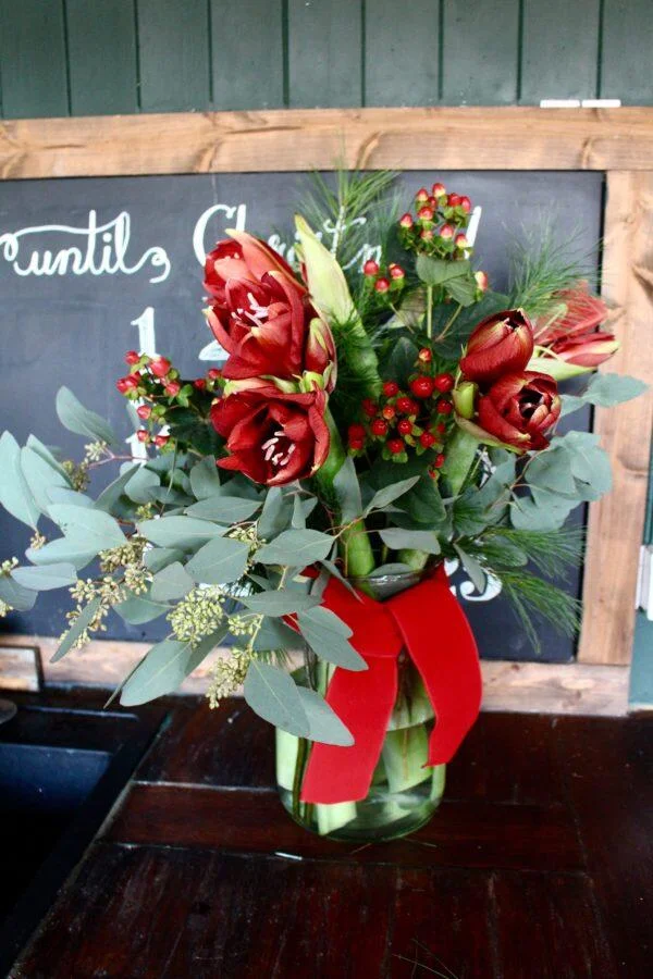 Amaryllis Vase - Image 3
