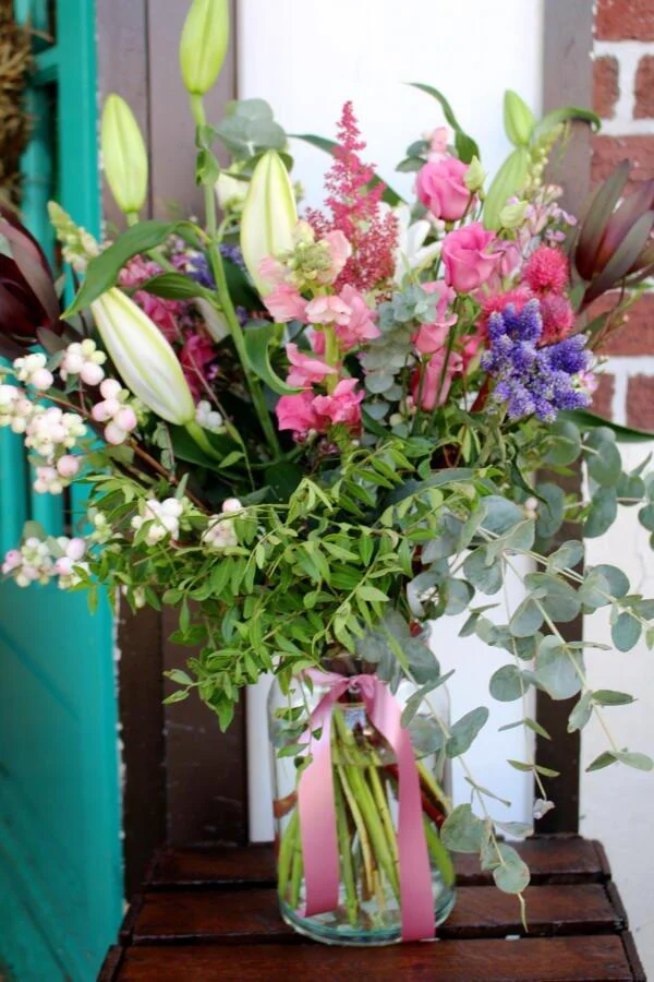 Emilia’s Eco Vase - Image 5